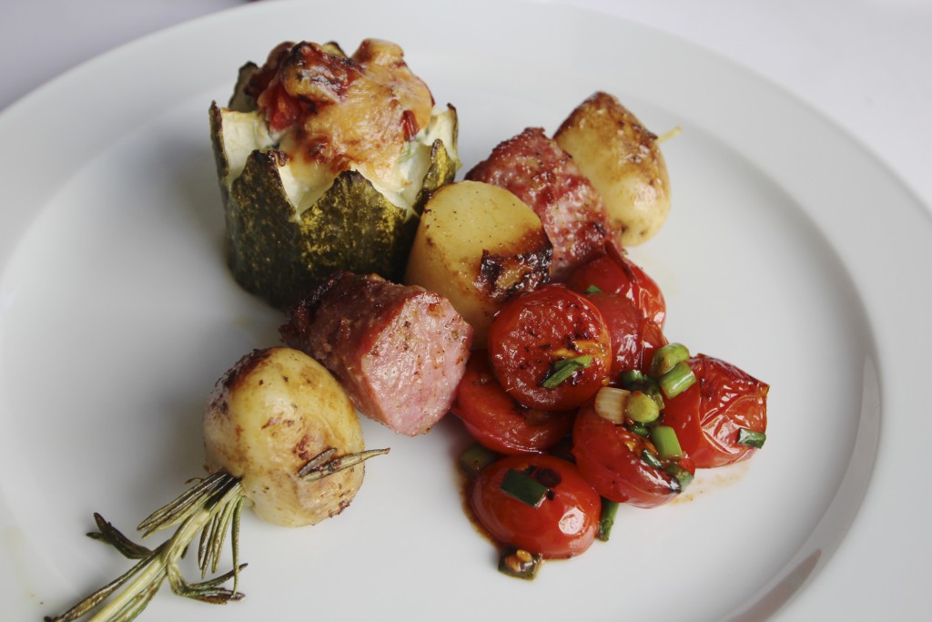 Salsiccia mit Kartoffeln und Rosmarin